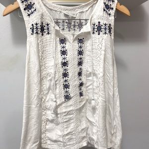 LIKE NEW Lucky Brand Large Bright White Embroidered Top